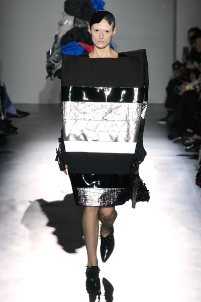Look 5